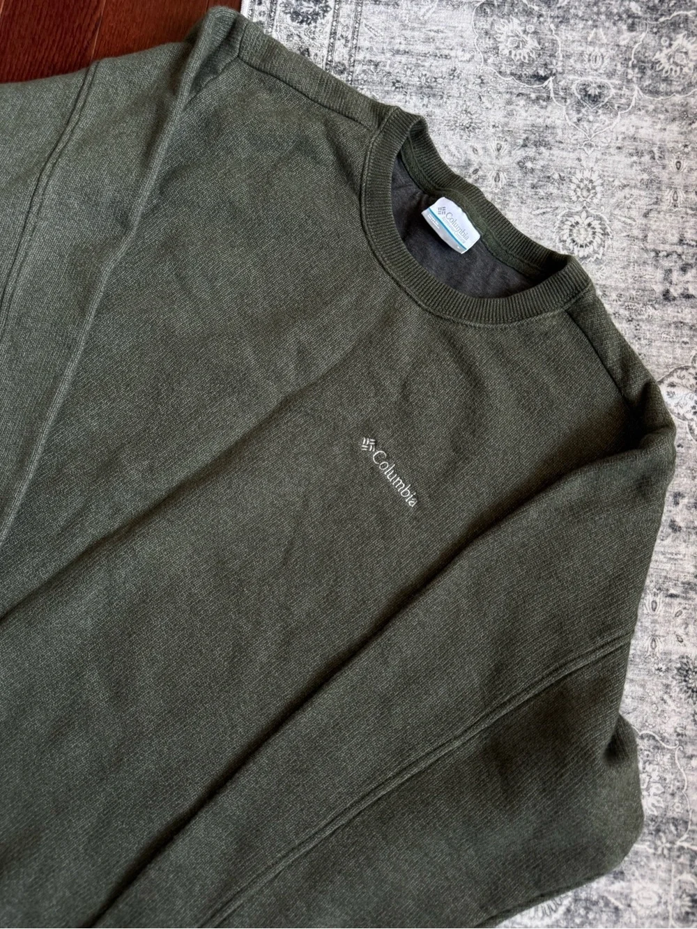 Columbia Olive Green Crewneck Sweatshirt Pullover Men’s Size Large NWOT